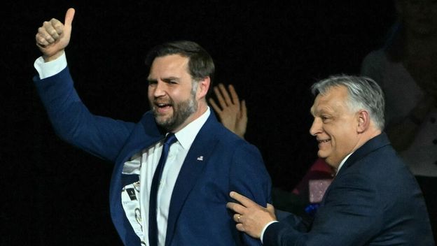 JD Vance i Viktor Orban