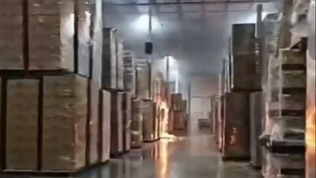 Požar u skladištu u Ontariju