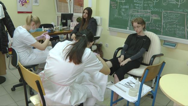 Gasi se smjer pediker u školama