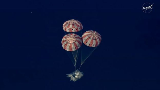 Četvero astronauta uspješno sletjelo na Zemlju nakon putovanja oko Mjeseca