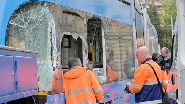 Sudar kamiona i tramvaja - 2