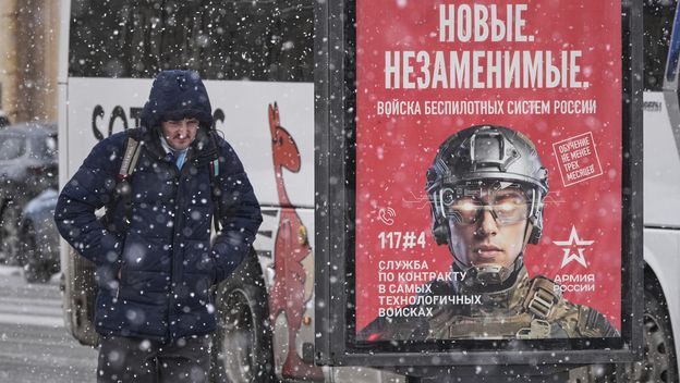 Oglas za vojnu službu u Sankt Peterburgu