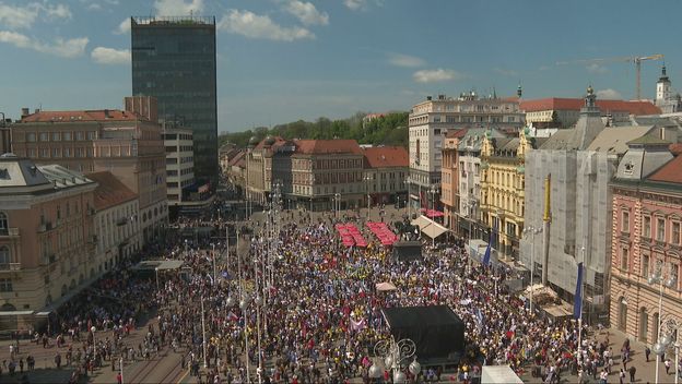 Prosvjed za veće plaće i mirovine