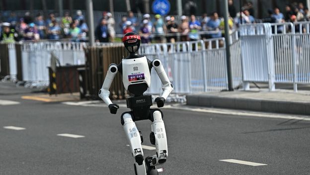 Robot trčao pekinški polumaraton