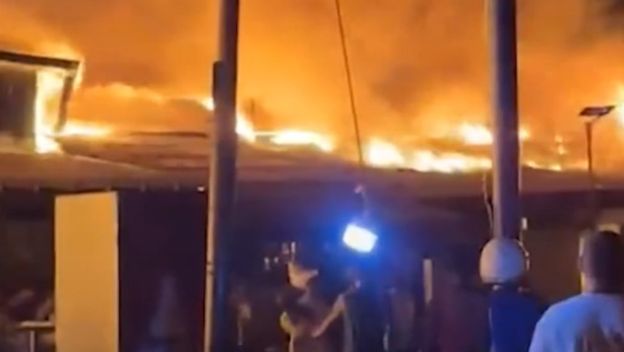 Požar u Maleziji uništio 1000 domova