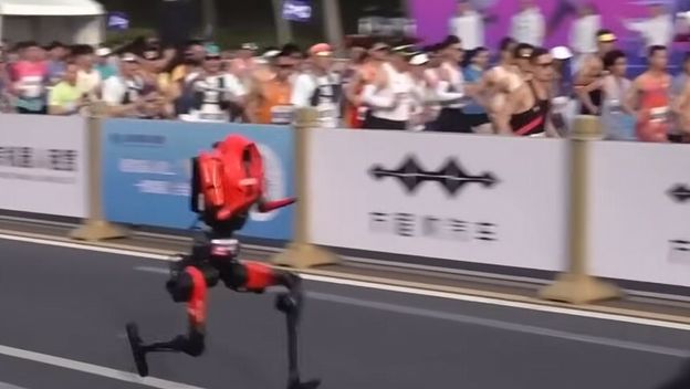 Robot trči maraton