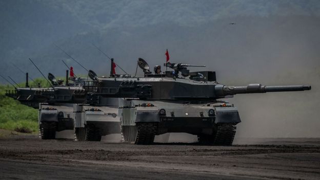 Japanski tenkovi na vojnoj vježbi