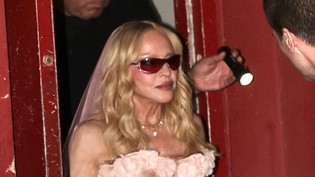 Madonna u korzetu u klubu