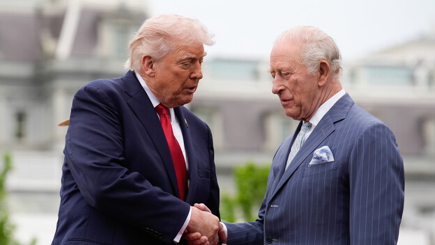 Donald Trump i kralj Charles III. - 1