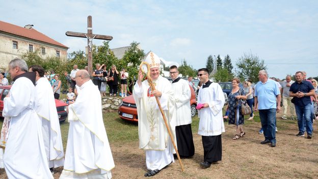 Proslava blagdana Velike Gospe u svetišu u Gori nedaleko Siska (Foto; Nikola Cutuk/PIXSELL)