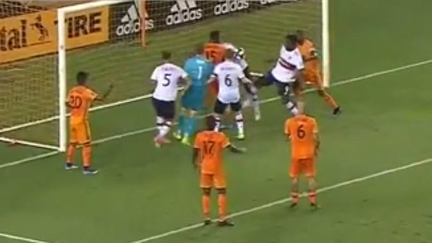 Chicago Fire propušta šansu (Foto: Screenshot)