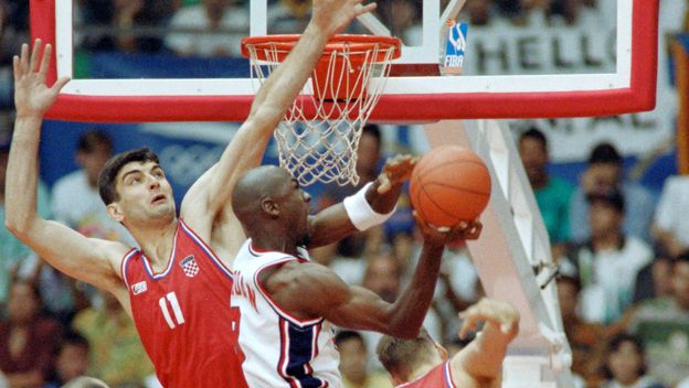 Stojko Vranković i Michael Jordan (Foto: AFP)