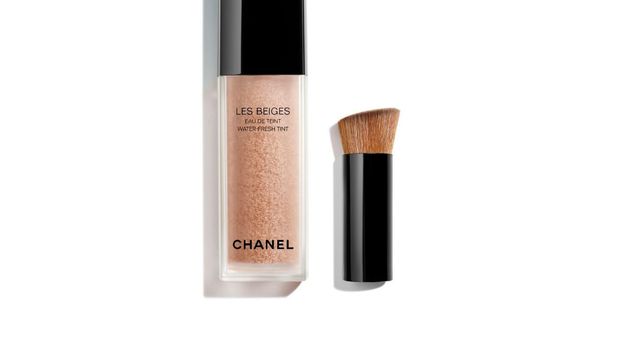 Chanel Les Beiges water-fresh tint podloga za lice, 506 kn