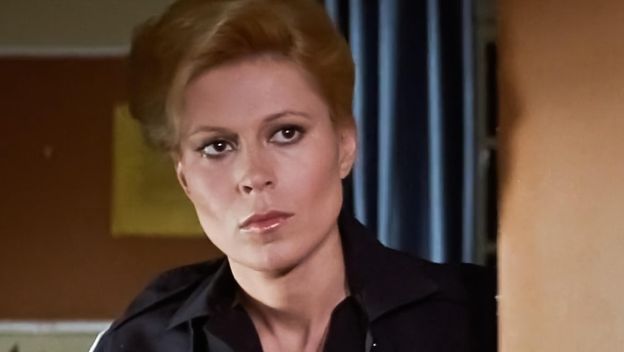 Leslie Easterbrook - 12