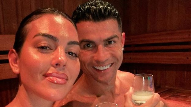 Georgina Rodriguez i Cristiano Ronaldo s obitelji