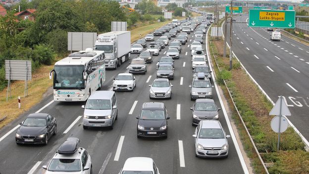Gužva na autocesti, ilustracija