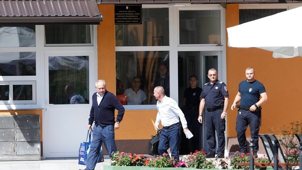 Ivo Sanader izašao na slobodu - 2