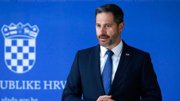 Ministar turizma i sporta Tonči Glavina