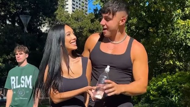 Scarlet Vas i Tayo Ricci