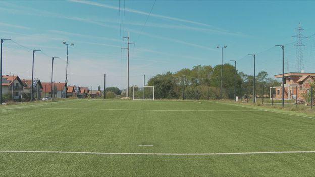 Igralište pod lokotom