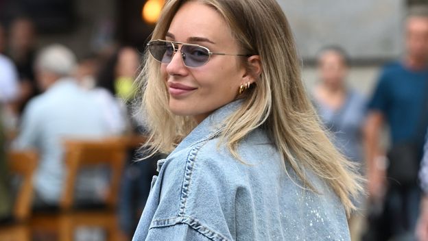 Izdanje sa špice u odličnoj jakni od trapera