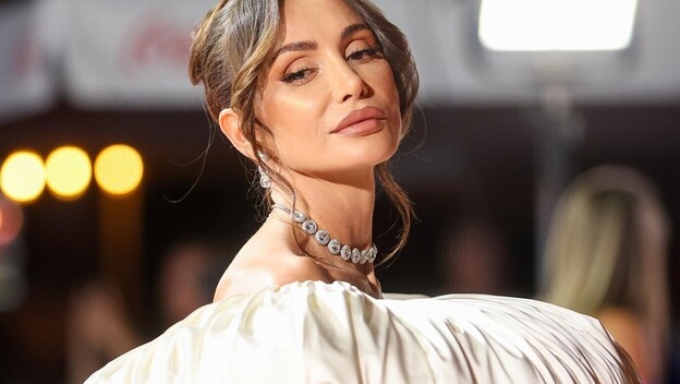 Emina Jahović - 4