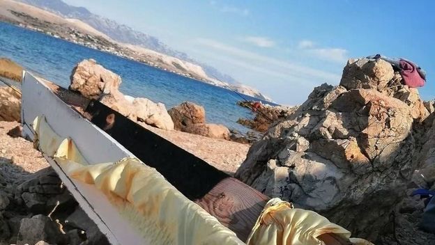 Lijes na plaži