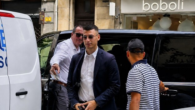 Dominik Livaković u Barceloni