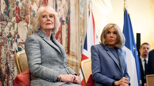 Brigitte Macron i kraljica Camilla na dodjeli nagrada za književnost u Londonu