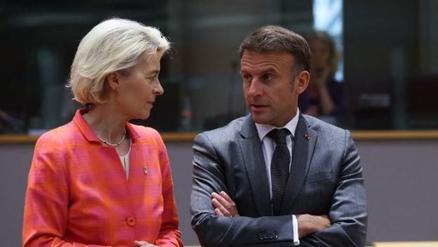 Ursula von der Leyen i Emmanuel Macron