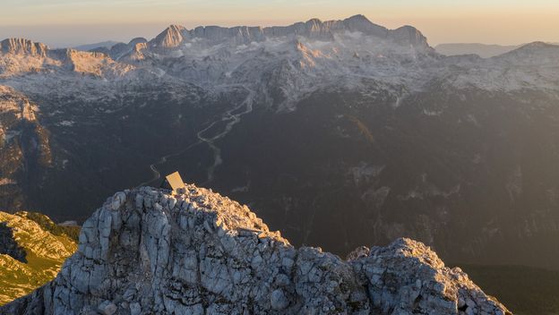 Planinarsko sklonište u sjećanje na Lucu Vuericha u Julijskim Alpama - 4