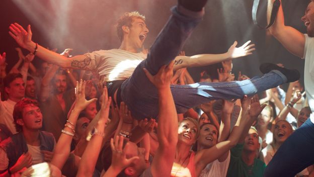 Fanovi na glazbenom festivalu, ilustracija