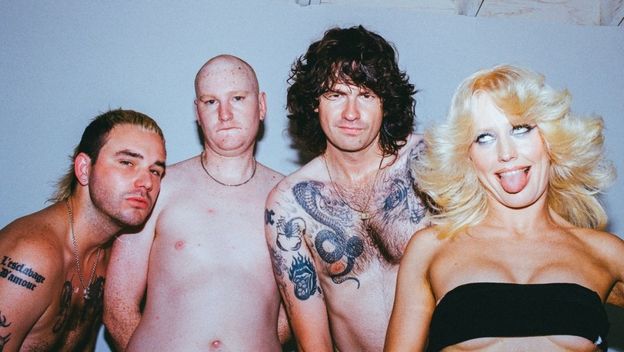 Amyl and The Sniffers