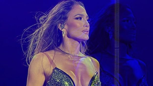 Jennifer Lopez - 4