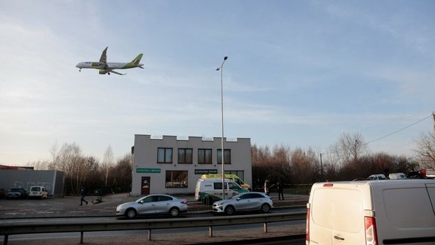 Putnički zrakoplov u blizini zračne luke u Vilniusu, Litva