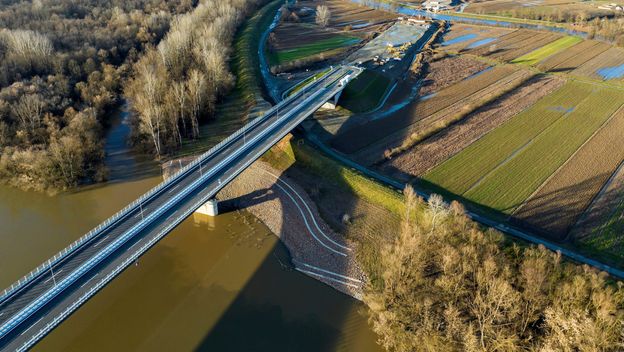 Radovi na mostu kod Stare Gradiške