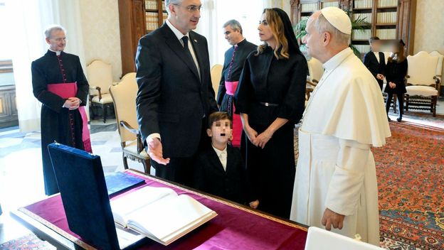 Andrej Plenković s obitelji u posjeti Papi Lavu XIV.