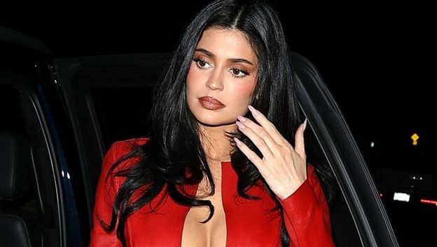 Kylie Jenner - 3