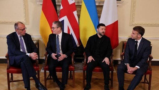 Ukrajinski predsjednik Volodimir Zelenski na sastanku s ključnim čelnicima Europe - 1