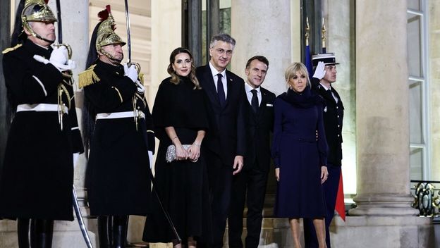 Ana Maslać Plenković i Andrej Plenković s Emmanuelom i Brigitte Macron