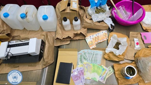 Pronađena droga u Istri - 3