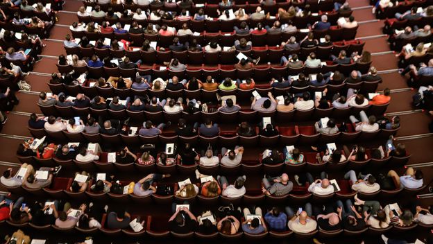 Kako se piše: auditorium ili auditorij