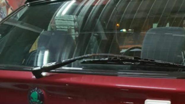 Automobil iz Slovačke s neobičnim detaljem na prtljažnika