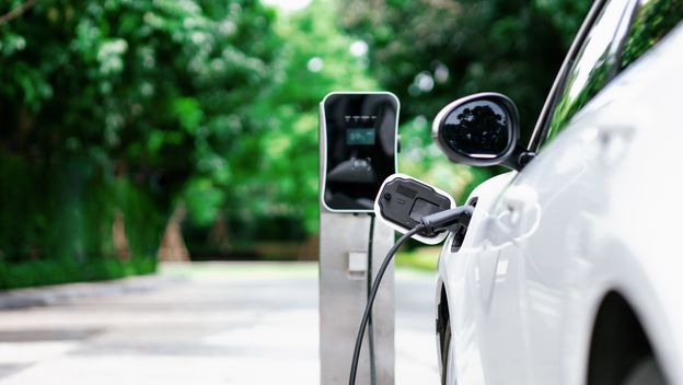 Ilustracija: električni automobil