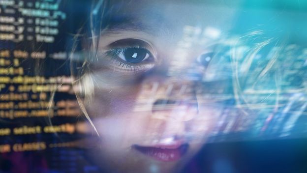 Djevojčica gleda u ekran računala, ilustracija