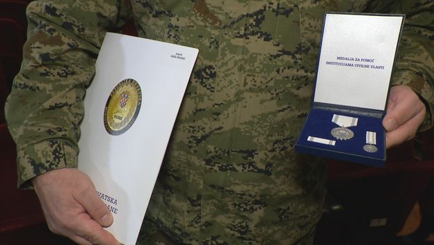 Medalja za izniman doprinos u zahtjevnim aktivnostima ekshumacije i pomoći civilnoj zajednici