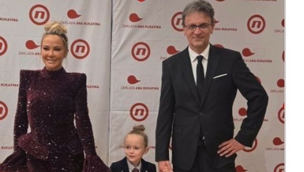 Maja Šuput, Bloom, Saša Kopljar