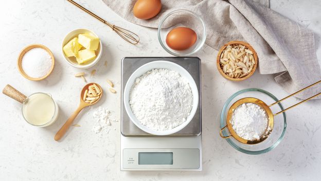 Kako se piše: 100 ml ili 100ml