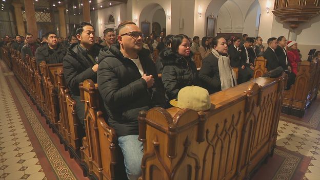 Filipinci na božićnoj misi