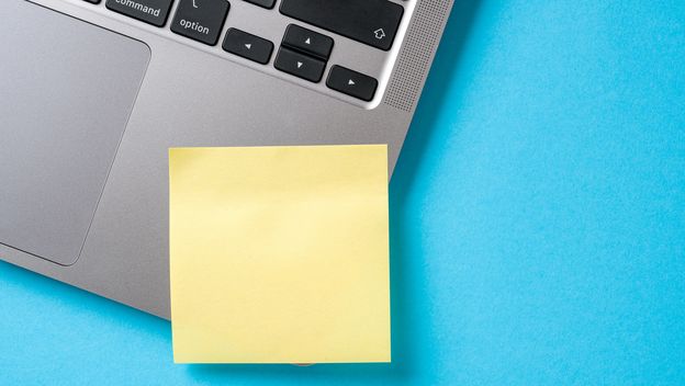 Kako se piše: podsjetnik ili potsjednik